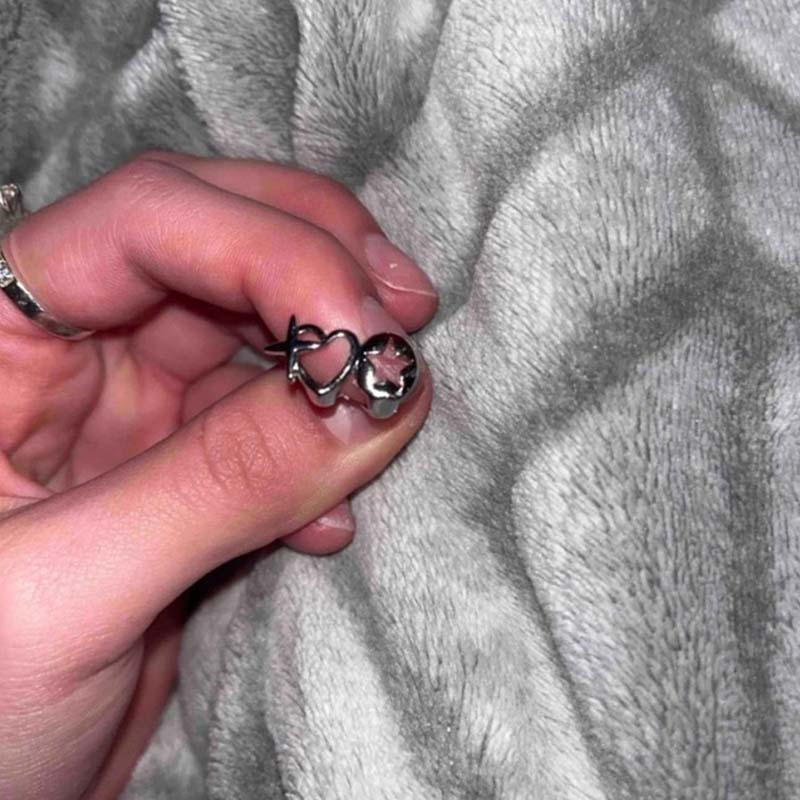 Punk Hip Hop Hollow Heart Teet - Men Accessories In Silver 评论和价格