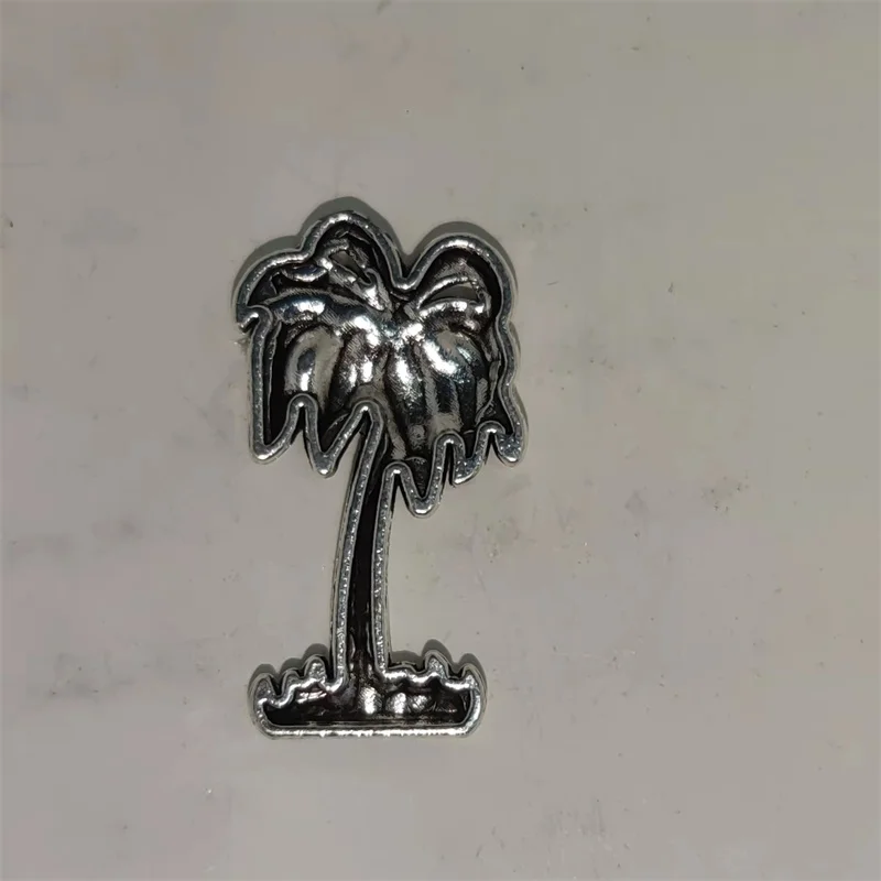 Creative Silver Coconut Tree D - Men Accessories In Silver 评论和价格