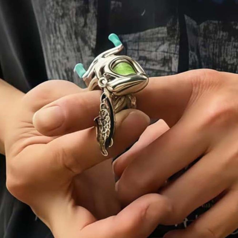 Luxury Fishing Reel Necklace D - Men Accessories In Silver 评论和价格